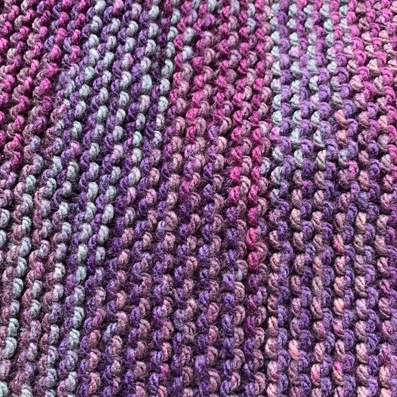 Handmade knit purple skirt - Picture 2 of 4